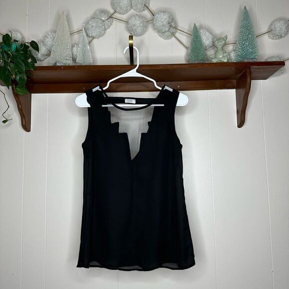 Tobi Women's Illusion Mesh Neckline Sleeveless Tank Top Black Size Small - Picture 1 of 6